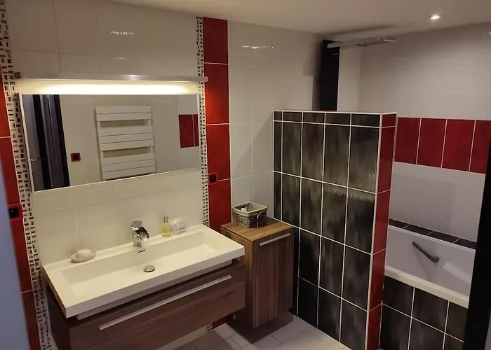 Grand T2 Lumineux Avec Parking * Nantes