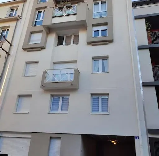 Grand T2 Lumineux Avec Parking Apartamento