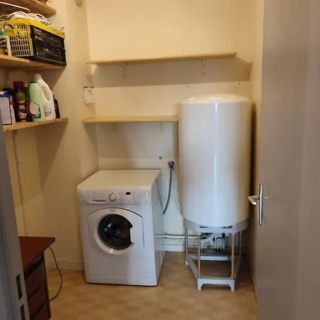 Grand T2 Lumineux Avec Parking דירה *